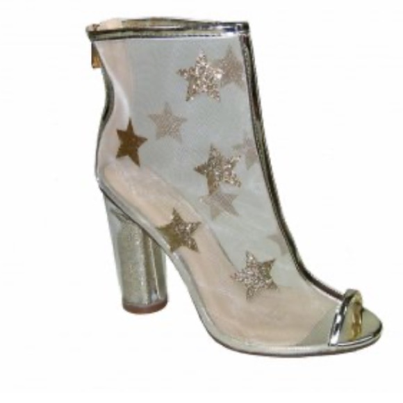 Heels - Picture 4 of 6